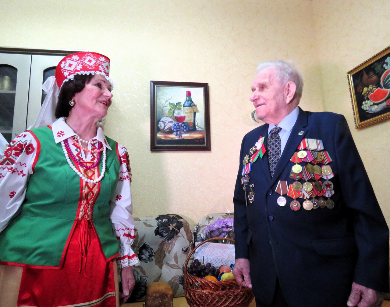 Белорусы поздравили ветерана