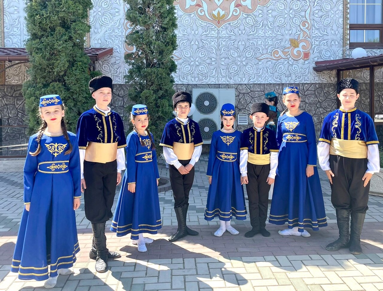 Акмесджит базар
