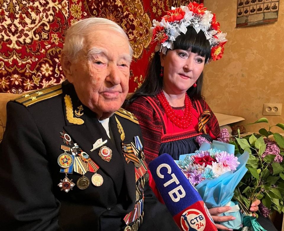 Поздравляем ветеранов!